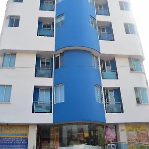 *** Hotel Intersuites Colombia